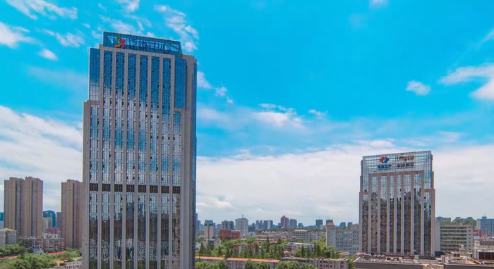 （位于湖北省武汉市武昌区昙华林路的南国置业泛悦中心。图片来源：公司官网）