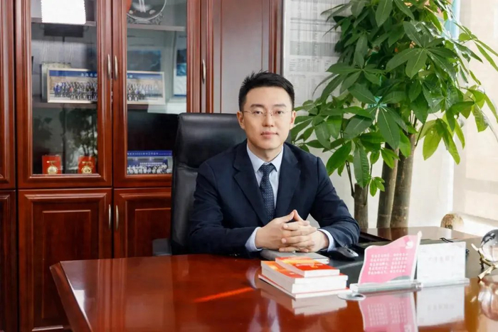 金茂青岛总经理赵伟