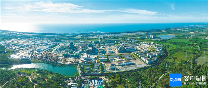 　近日，俯瞰海南核电基地。海南日报全媒体记者 李天平 摄