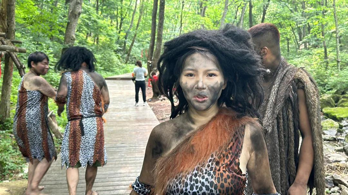 题图 |新周刊 摄