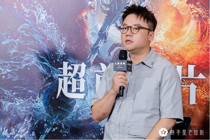 陈坤在看片会的映后交流。 图片来源：快手供图