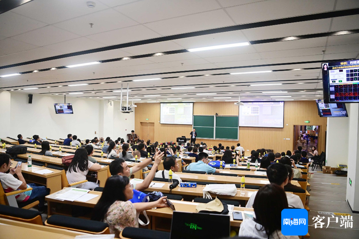 　7月23日，2024年生物医学工程实践教学联盟夏季研讨会在三亚举行。记者 沙晓峰 摄