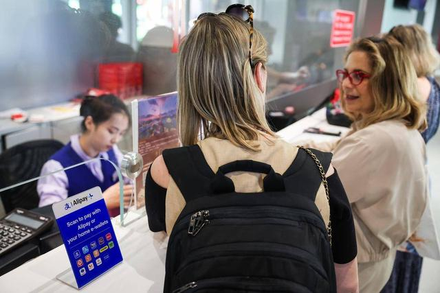 （图：目前入境游客来中国，可以用支付宝或者12个Alipay+服务的境外电子钱包）