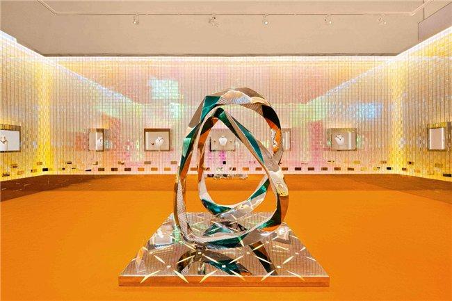 宝格丽“Serpenti灵蛇传世蜕变”珍藏艺术展北京站