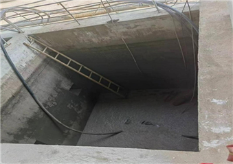 　△事故粪水收集池现场照片