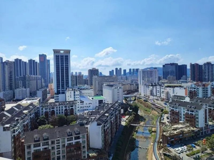 深圳楼市。 梁宝欣/摄