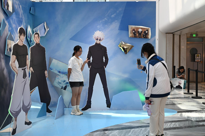 咒术回战快闪店吸引消费者拍照打卡。