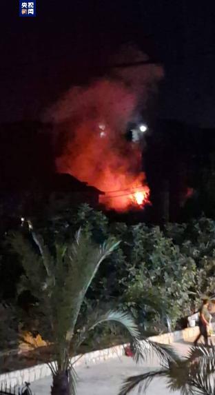 一以军热气球在黎巴嫩南部坠落并引发火灾