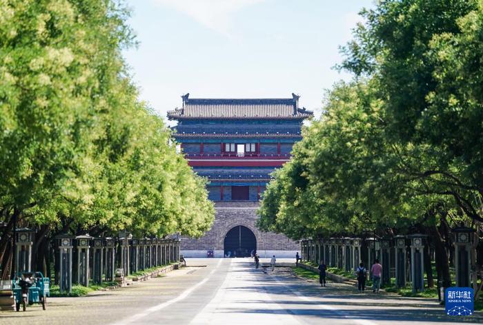   这是7月17日拍摄的北京永定门城楼。新华社记者 陈晔华 摄