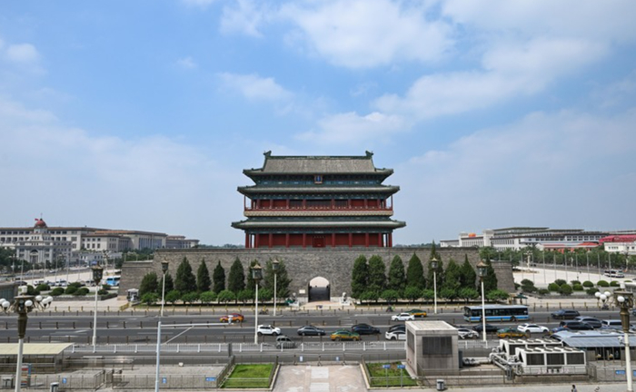 在正阳门箭楼上拍摄的正阳门城楼。新华社记者 陈晔华 摄