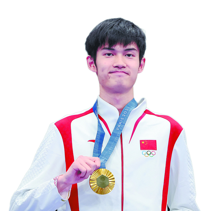 破奥运纪录夺冠中国小将盛李豪成巴黎奥运会首个双金王