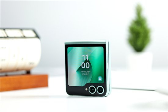 更轻薄时尚设计