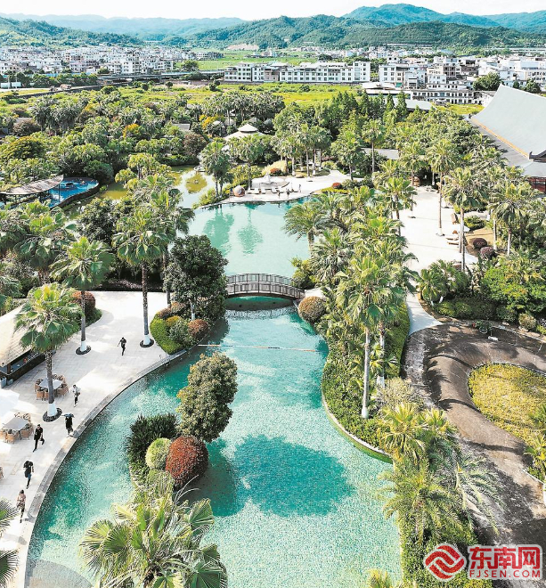 萨瓦迪卡温泉度假村