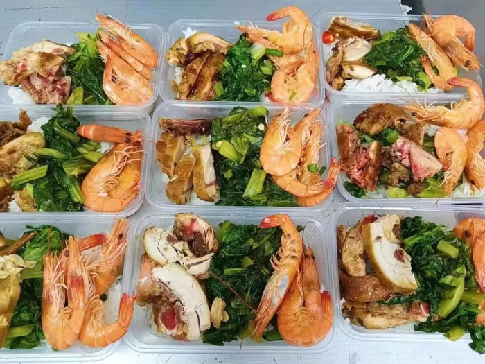 三元饭堂的盒饭。受访者供图