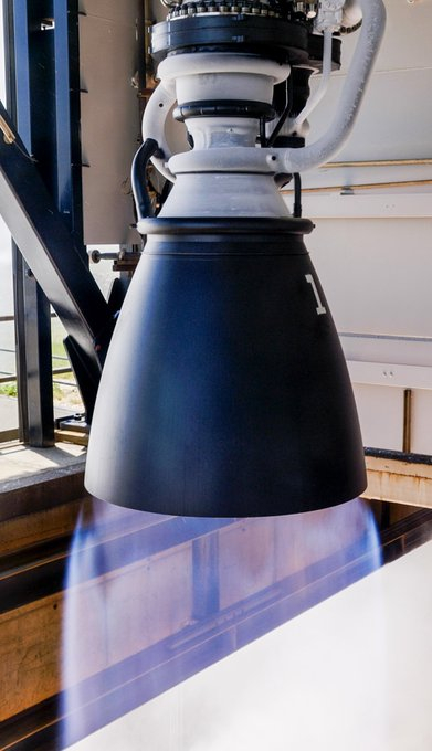 猛禽三号发动机点火图片