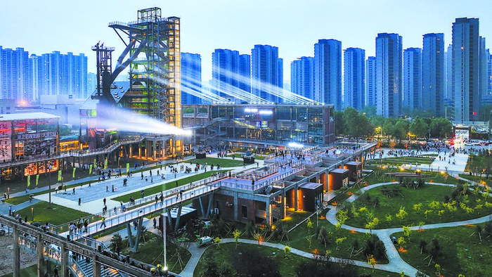 石家庄工业遗址公园。　　梁子栋 摄