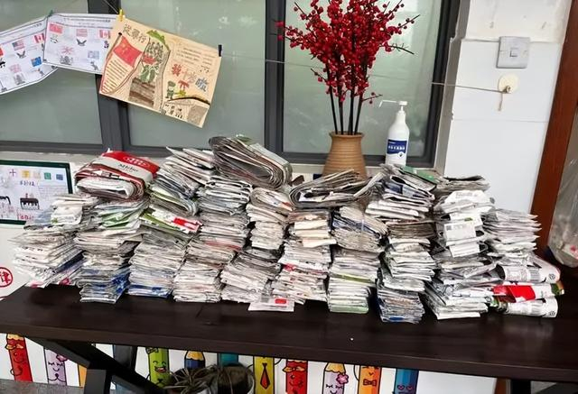 杭州某小学班级一个月时间收集的牛奶盒。图源：钱江晚报