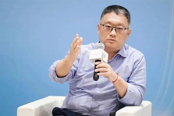 　　▲上海汽车集团股份有限公司总裁、党委副书记贾健旭