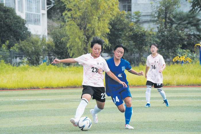 7月31日，天河英才学校赛区，女子组宜昌市代表队对战武汉二队。