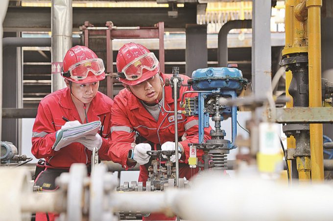 重庆分公司在保证员工健康的前提下快速推进项目建设