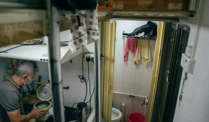 香港高昂的房价同时也带来居住空间的狭窄/图源：网络