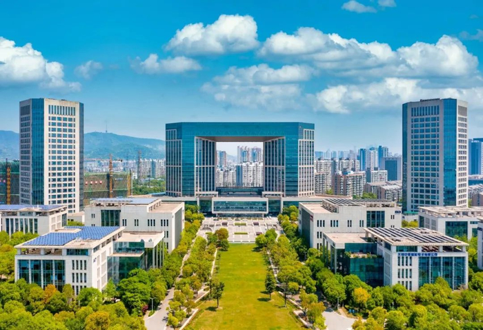 2023年间，无锡有9个超千亿元的产业集群