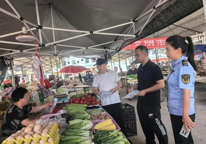建阳区市场监管局加强食品农产品检查。