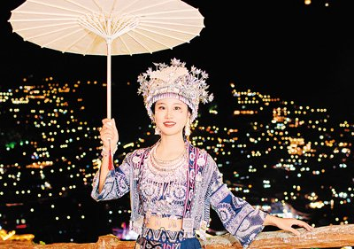 郑淑芬在西江千户苗寨。受访者供图
