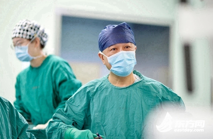 叶定伟教授（复旦大学附属肿瘤医院图）