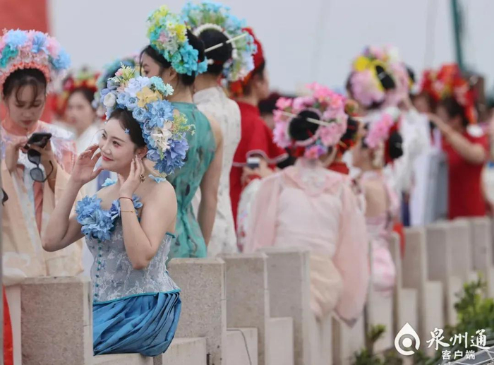 簪花热带火了泉州旅游（资料图片 王柏峰 /摄）