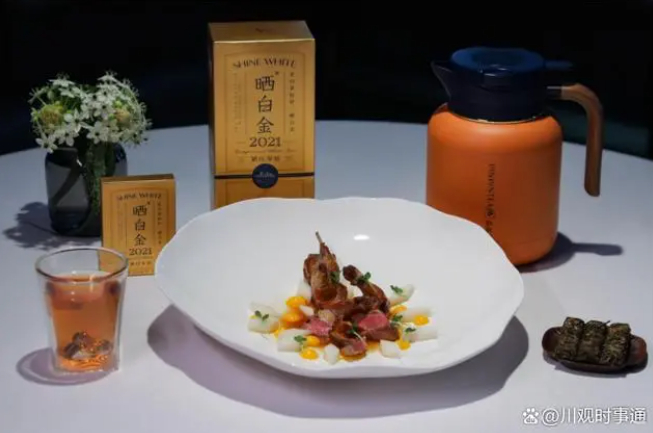 品品香白茶与米其林指南携手创新茶餐融合
