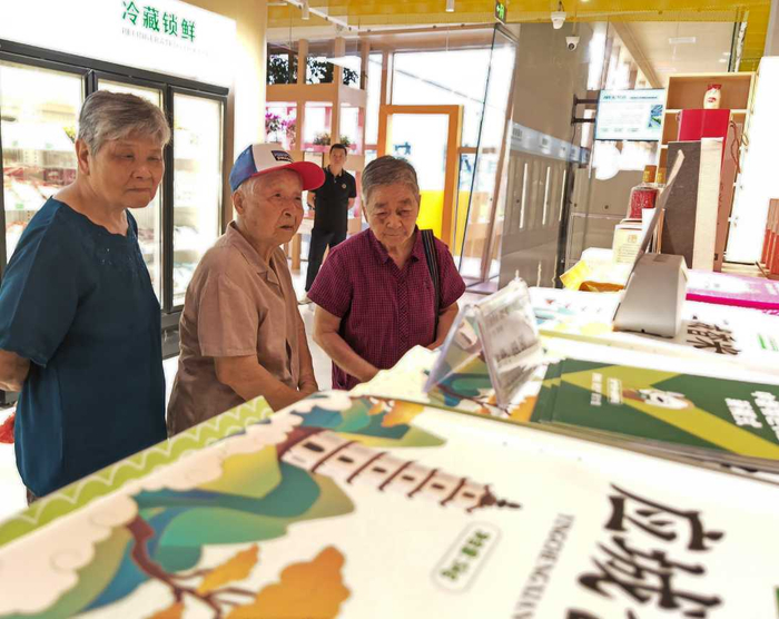 8月26日，湖北农展孝感优质农产品活动周在湖北优质农产品展销中心启动。