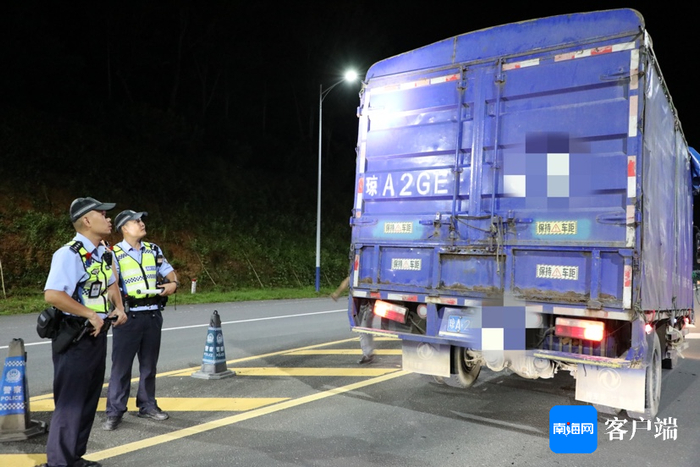 交警整治现场。由海南交警提供图片