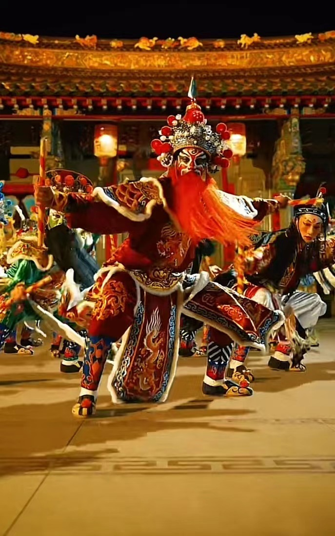 将变装融入英歌舞 图片来源：视频截图