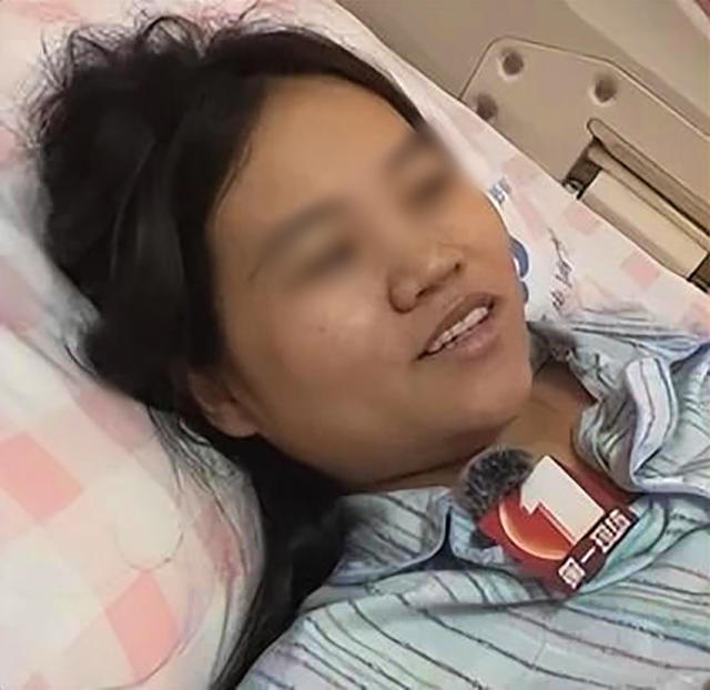 四胞胎母亲 李霞