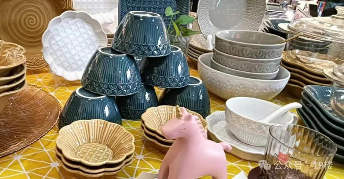 “萧山麻麻の陶瓷屋”供图