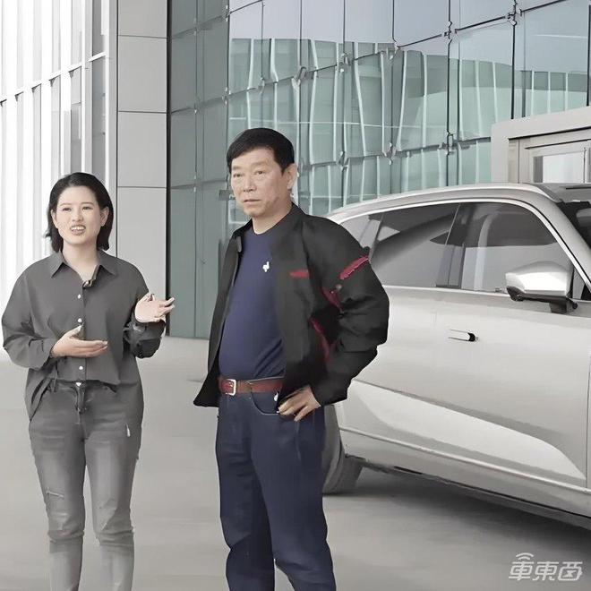 ▲长城汽车董事长魏建军和吴会肖