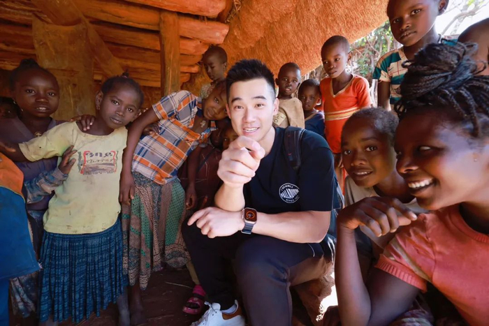 住进部落、探访非洲的餐饮文化