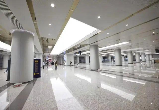 △日前，怀兴城际大兴机场站等4座新建车站已完成装饰装修