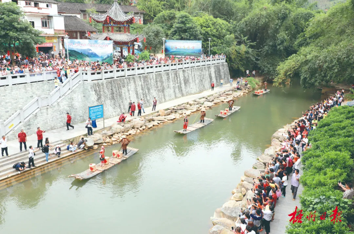 茶船古道表演 潘绍珊摄