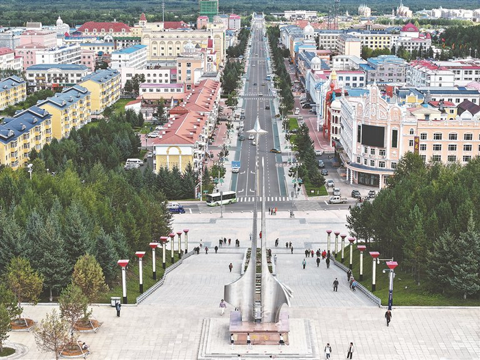     漠河市北极星广场。本报记者 张澍摄