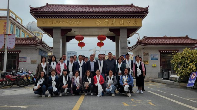 兰州市第八十八中教师莅临学校开展教学教研交流活动