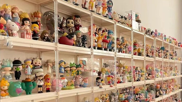 图为一名网友在社交媒体平台上晒出的盲盒娃娃。（图片源自小红书）