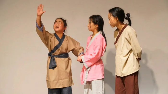 孩子通过“戏剧教育七步法”培养表现力和创造力 / 受访者供图