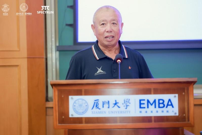 厦门帆船游艇运动协会会长魏军先生发言