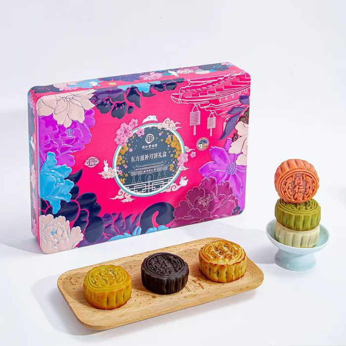 北京同仁堂健康东方滋补中秋月饼礼盒，截取自东方滋补官方微信公众号。