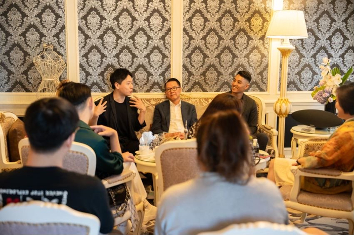 圆桌论坛。和平饭店供图