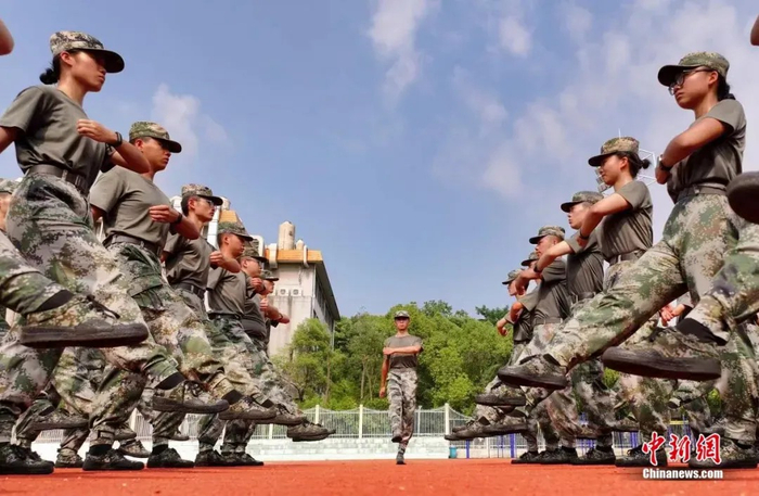 8月下旬，南华大学迎来开学季。南华大学供图