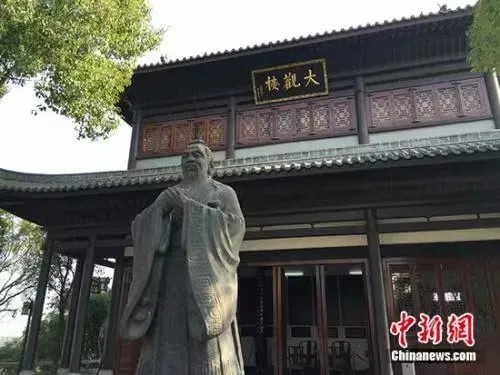 石鼓书院大观楼，寓意登楼揽胜，心载天下。记者 宋宇晟 摄