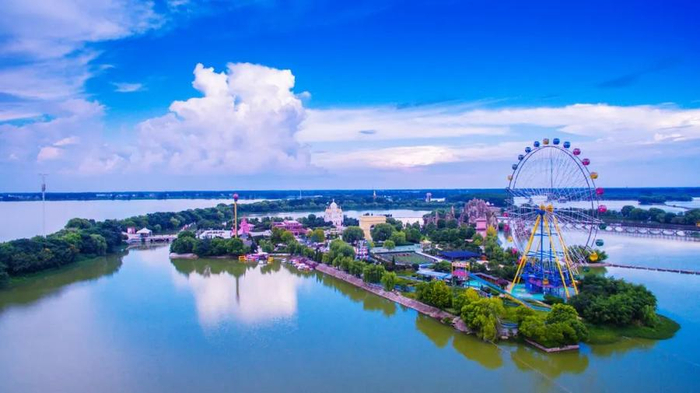 △ 八里河风景区。张伟/摄